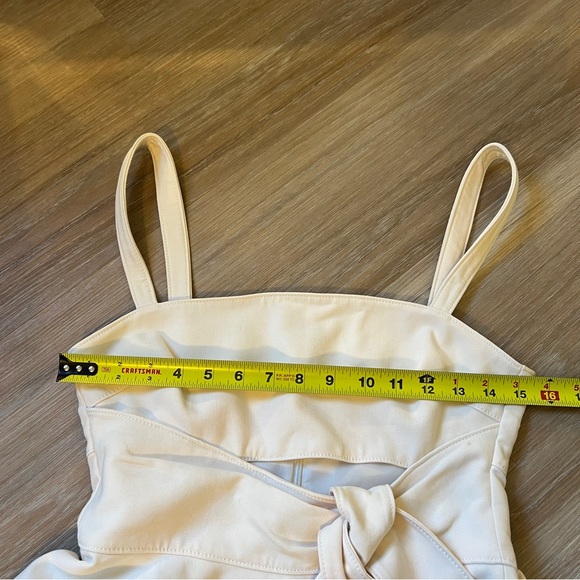 Cinq à Sept White Nyma Mini Dress 4 small with tie cut out ivory - Picture 7 of 8